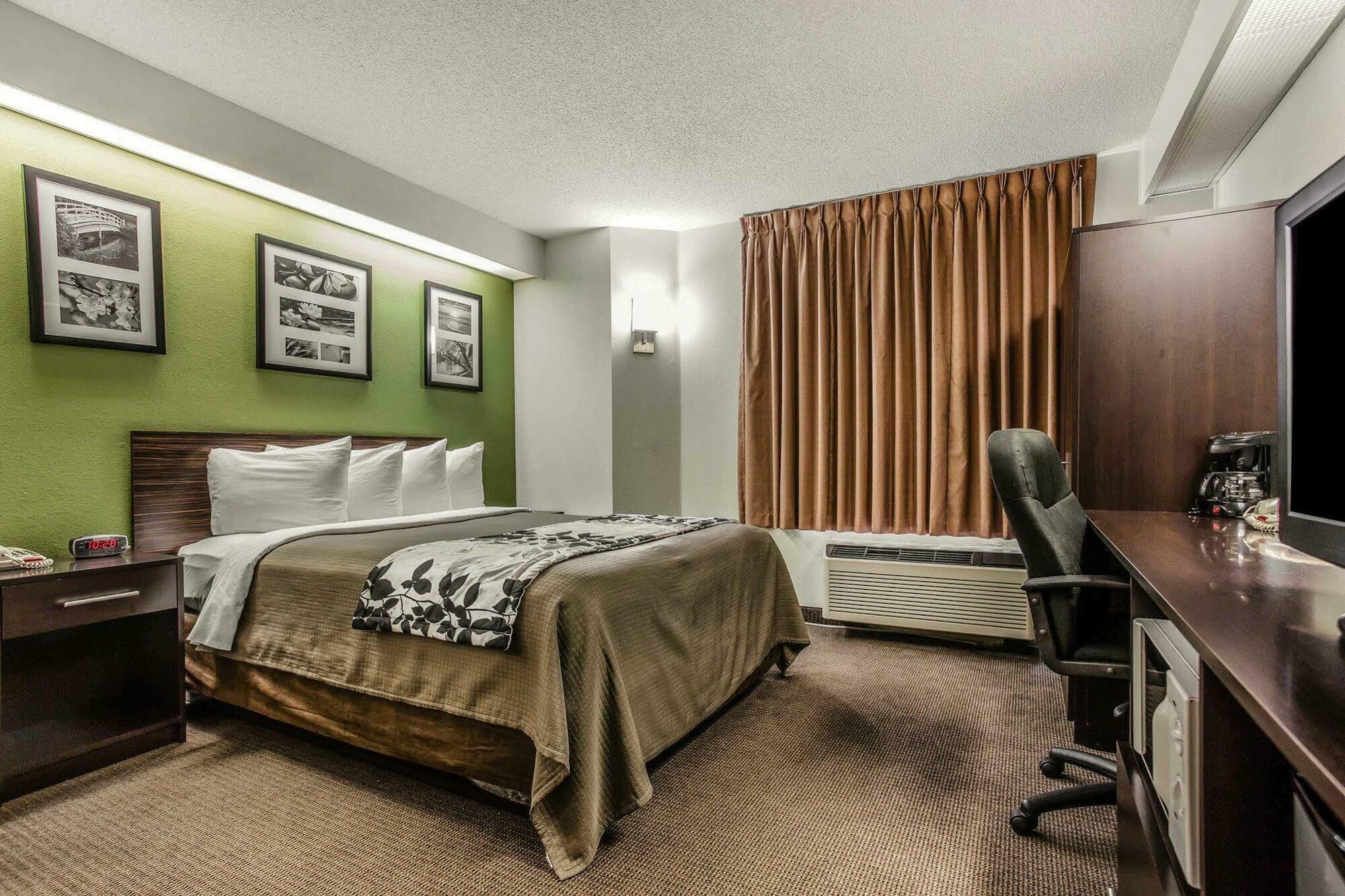 Sleep Inn At Greenville Convention Center Екстериор снимка
